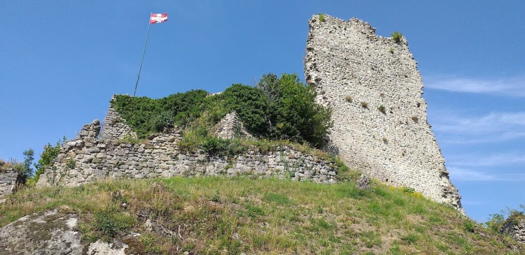 Ancien port du comté d’Allinges, photo Google (Sissi Egea)