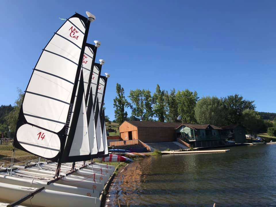 Base de voile, photo Google (Base Nautique et de Plein Air.Lac des sapins)