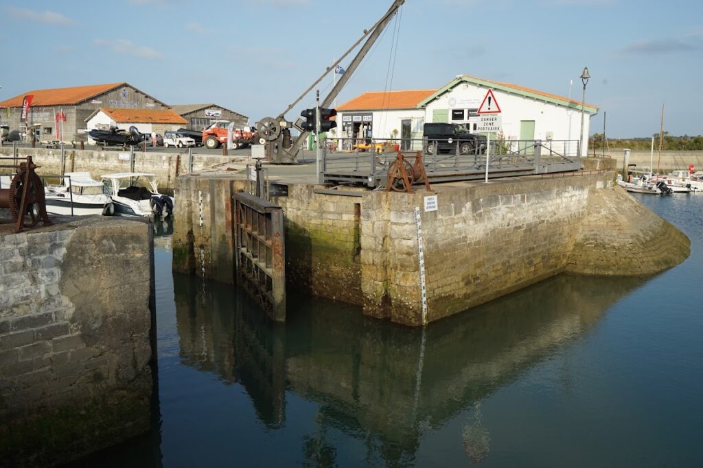 Bassin de chasse de la Criée, photo Google (Philippe Lhomme)