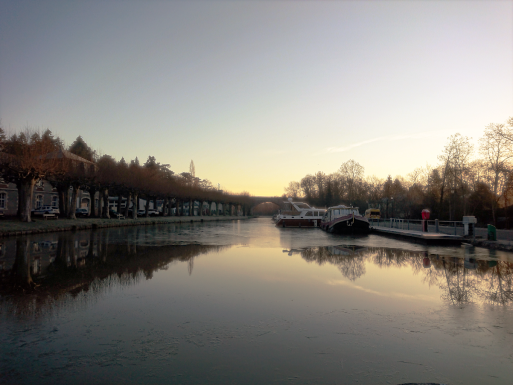Briare (commune de Port de plaisance de Briare)