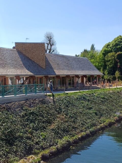 Corbie Mooring, photo Google (Val de Somme Tourisme)