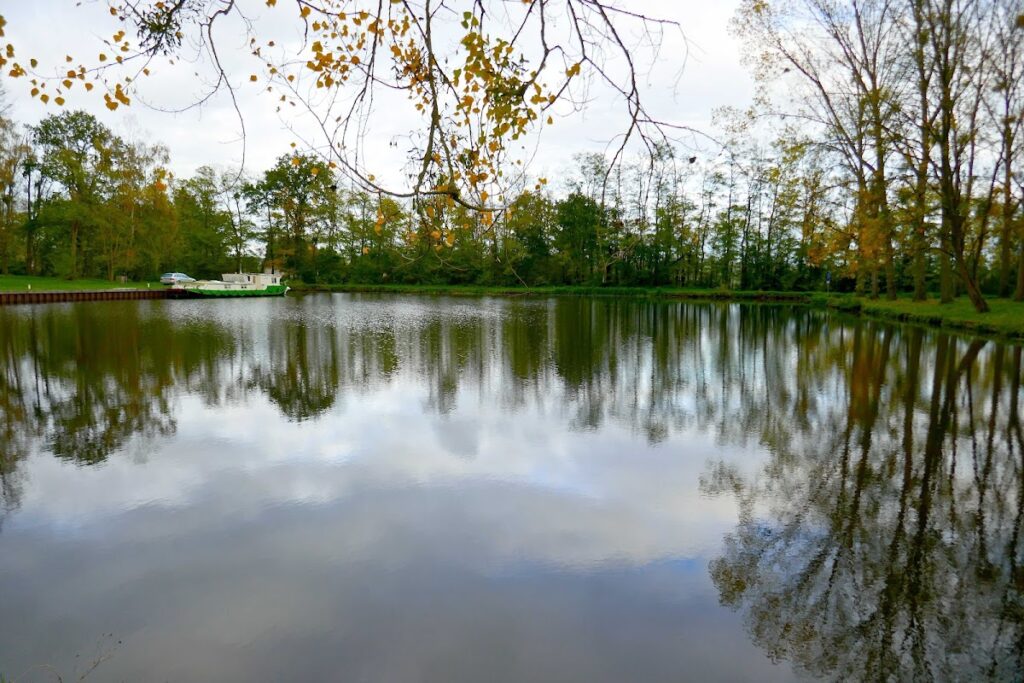 Halte Nautique d'Artaix, photo Google (Rudolf)