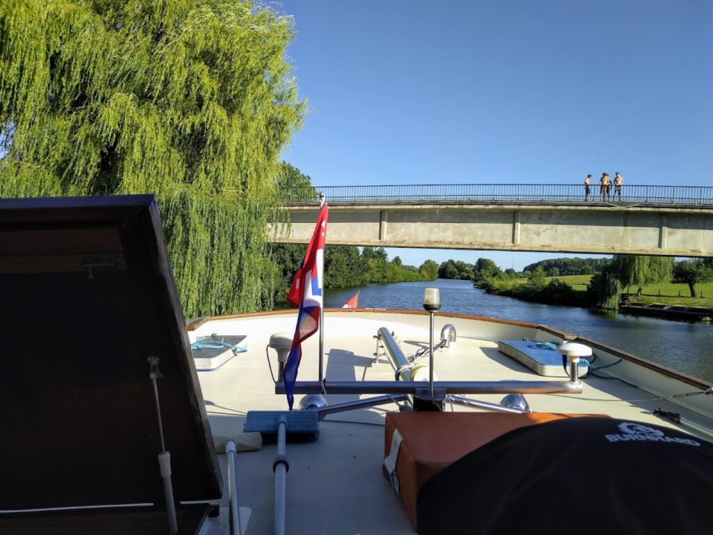 Halte nautique de Baulay, photo Google (Roland Gubler)