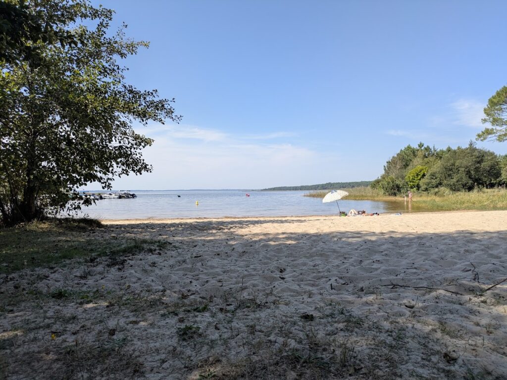 Halte nautique de Beaurivage, photo Google (Dine Sz.)