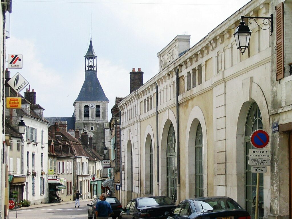 Halte nautique de Brienon-sur-Armançon, photo commune (Brienon-sur-Armançon)