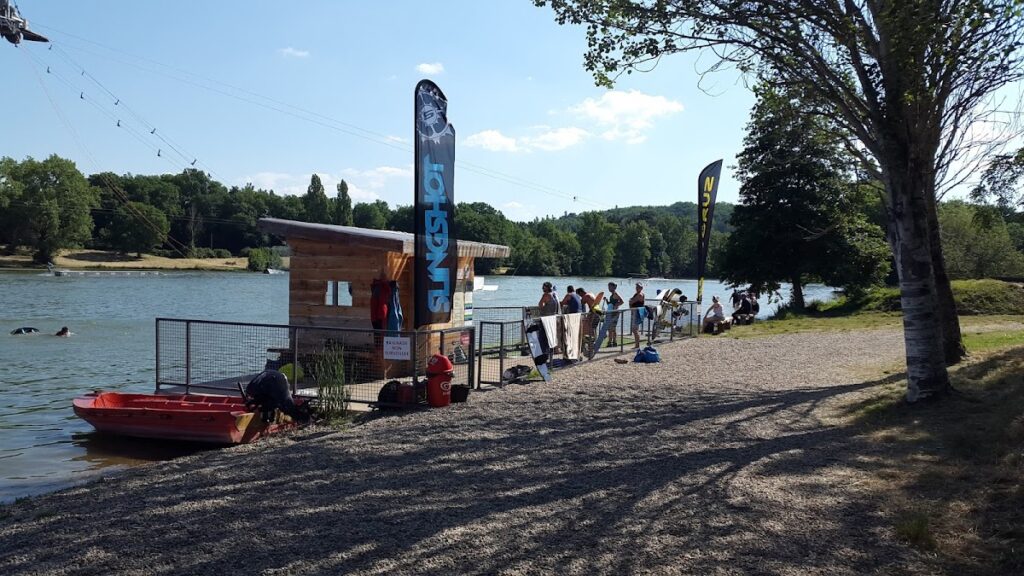 Halte Nautique de Damazan, photo Google (Cascade Waterpark - Base de loisirs de Damazan)