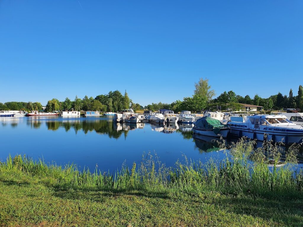 Halte nautique de Fontet, photo Google (Myriam Castet - Pagnou)