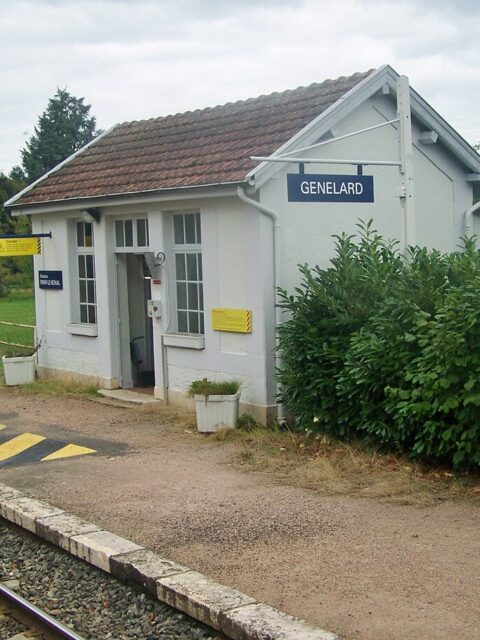 Halte nautique de Génelard, photo commune (Génelard)