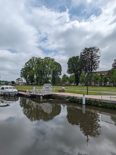 Halte Nautique de Landrecies, photo Google (Youri Chamine)