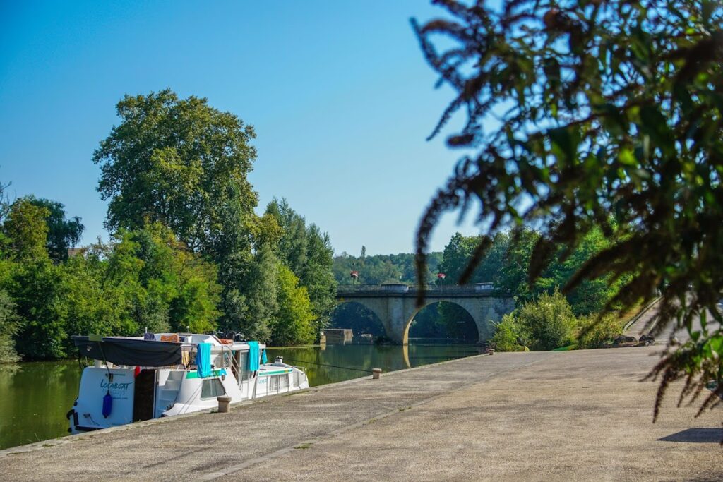 Halte Nautique de Lavardac, photo Google (Hugues FRANCOIS)