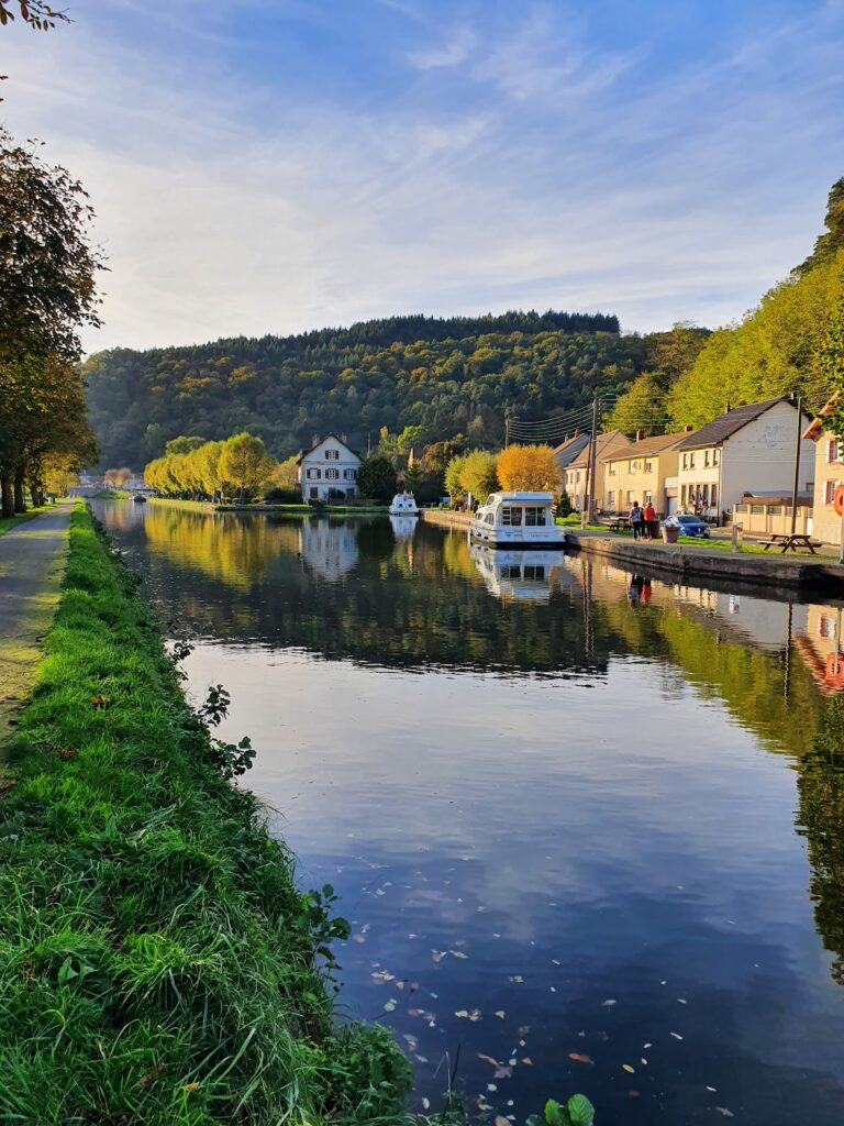 Halte Nautique de Lutzelbourg Central, photo Google (Olivier Vogel)