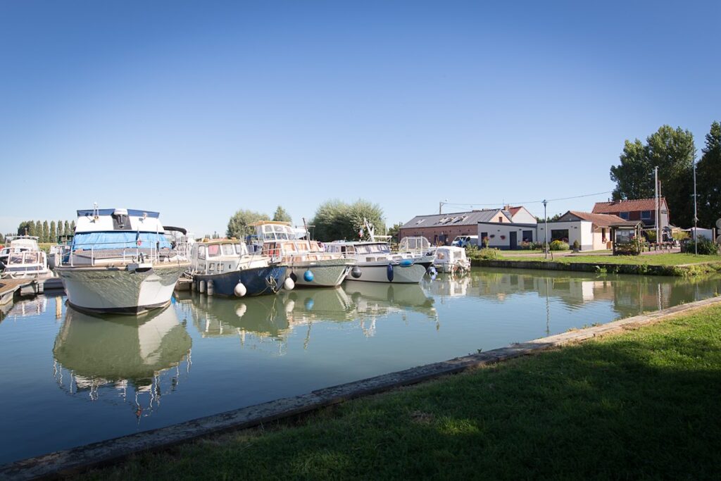 Halte Nautique de Saint-Venant, photo Google (Base Nautique Flandre Lys)