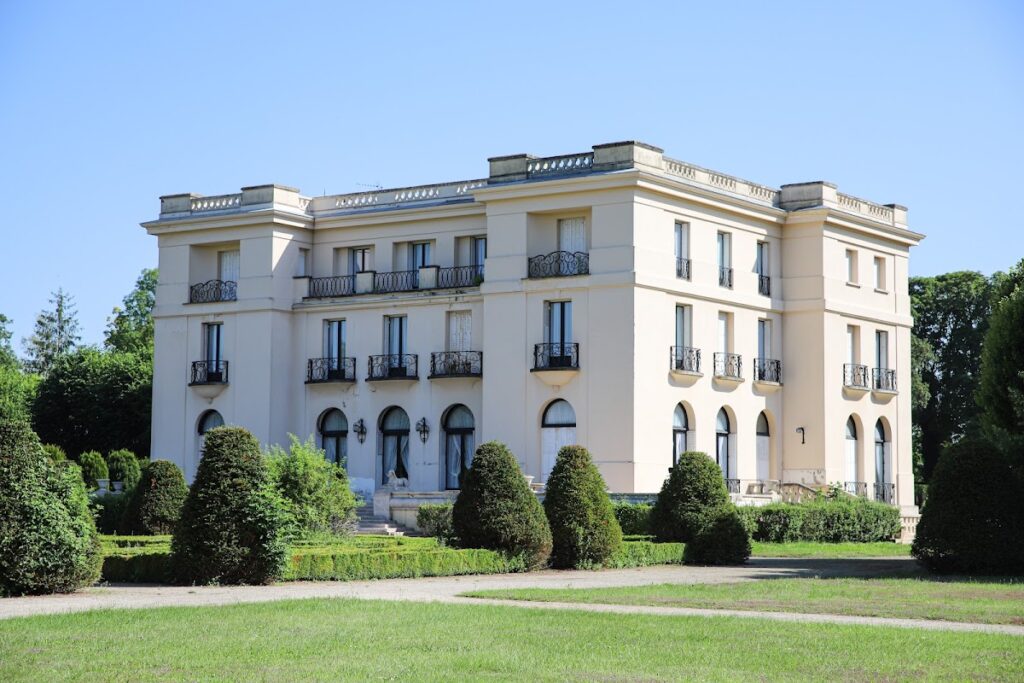 Halte Nautique de Sept-Saulx (Privé), photo Google (Le Château de Sept-Saulx)