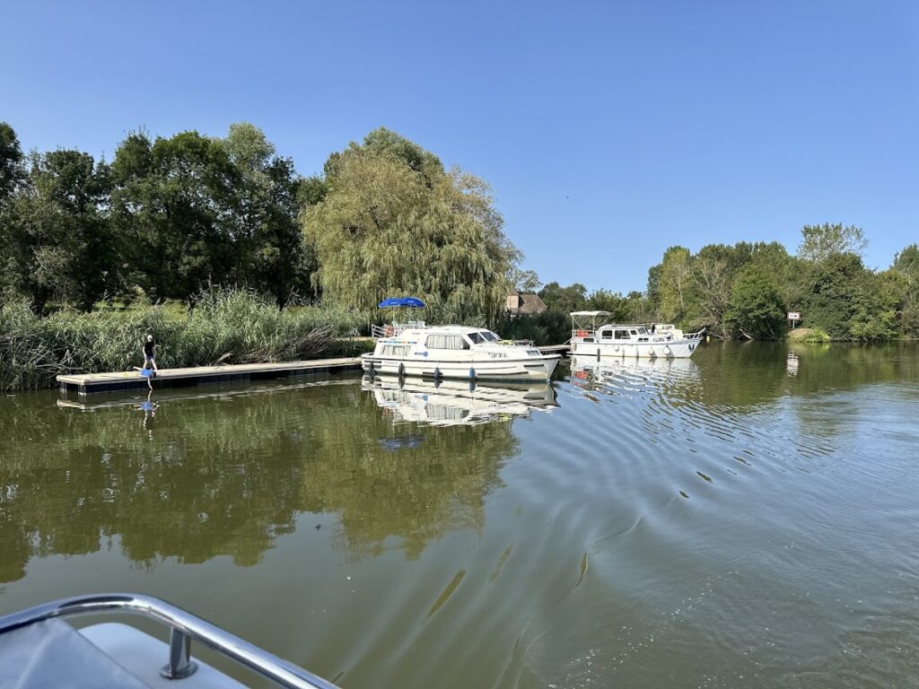 Halte Nautique des Niorde, photo Google (Felix Ihringer)