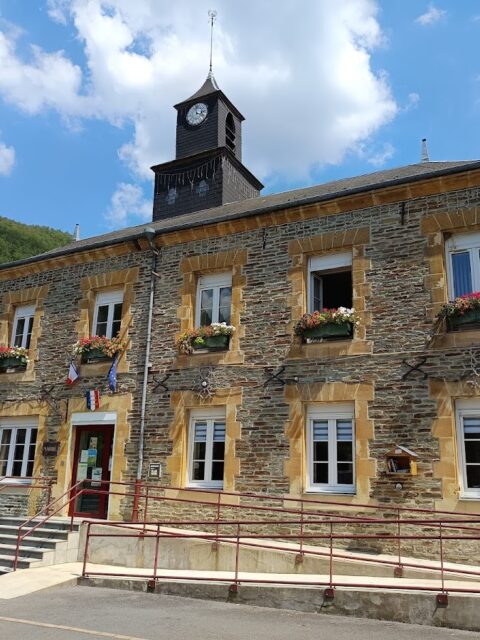 Monthermé (commune de Port de plaisance)