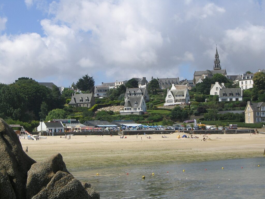Mouillage collectif du Kelenn, photo commune (Carantec)