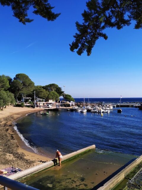 Port de Boulouris, photo Google (Patrick Jacquier)