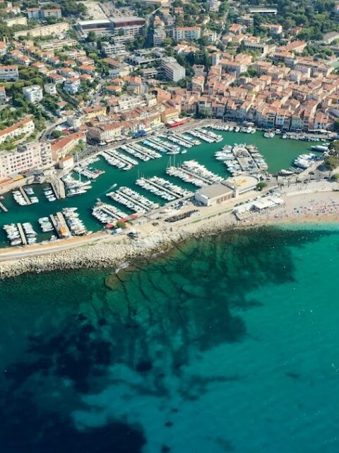 Port de Cassis, photo Google (Capitainerie Port de Cassis)