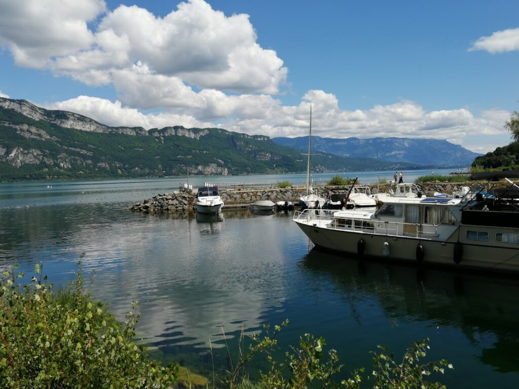 Port de Conjux, photo Google (Christophe Lebrun)