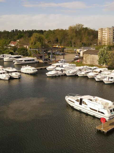 Port de la Copine, photo Google (Stephen J Payne)