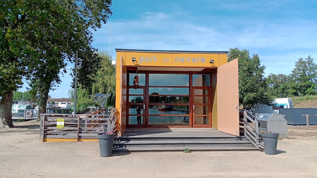 Port de la Jonction, photo Google (La jonction - Port de plaisance de Nevers)