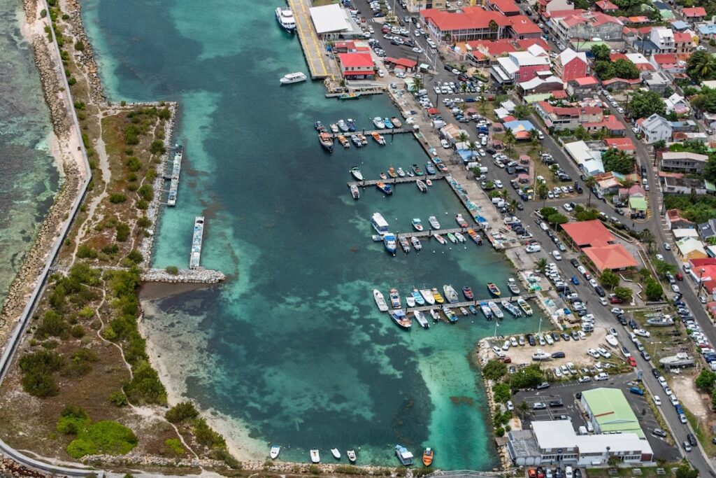 Port de Pêche de Saint-François, photo Google (Alain Barthelemy)