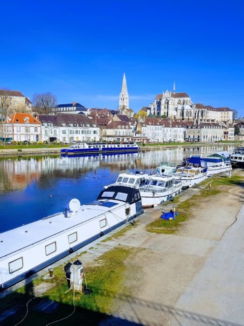Port de Plaisance d'Auxerre Aquarelle, photo Google (Eduardo Balbis Gonzalez)