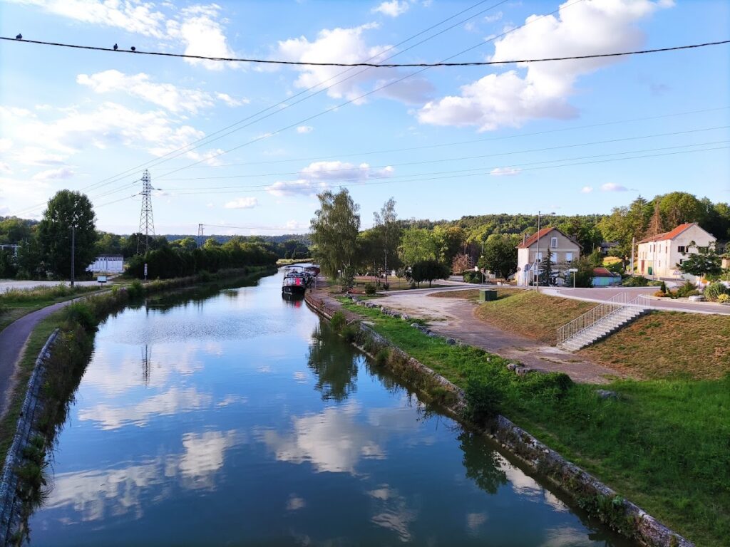 Port de plaisance de Chaumont, photo Google (Stéphane THOUVENOT)