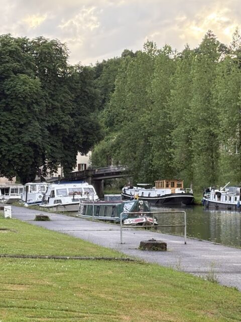 Port de Plaisance de Fontenoy le Château, photo Google (Nathalie MACHET-LAPEYRE)