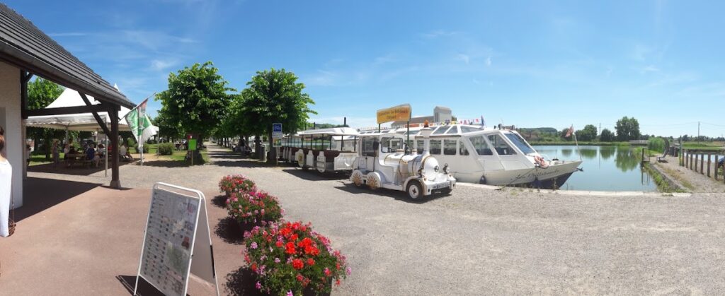 Port de Plaisance Le Bassin, photo Google (Capitainerie - Port de Pouilly-en-Auxois)