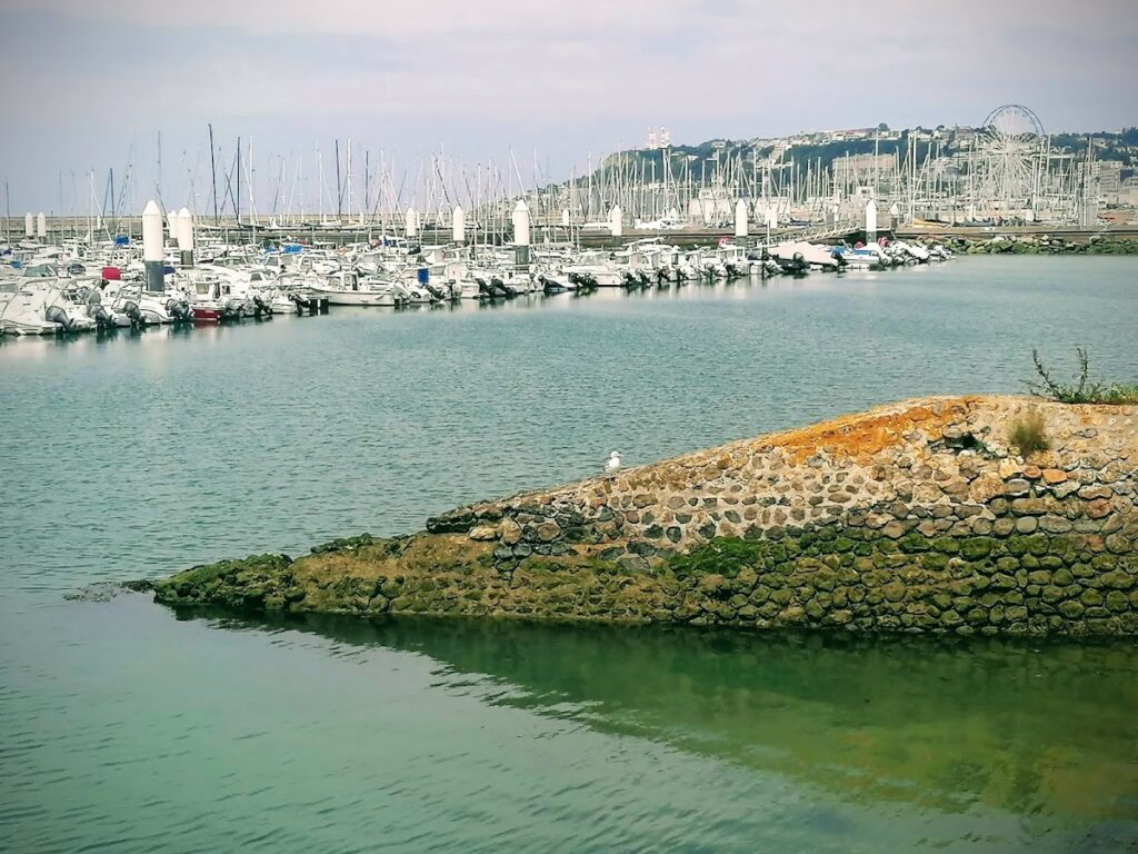 Port du Havre-Antifer, photo Google (Ruth Esperanza Roman)