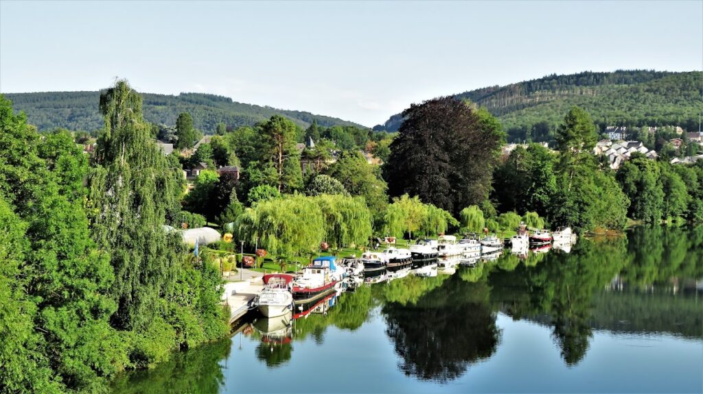 Revin, photo Google (Crépuscule)