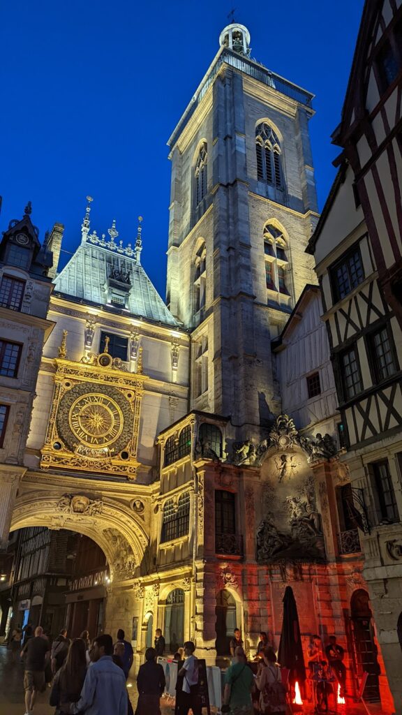 Rouen, photo Google (N B)