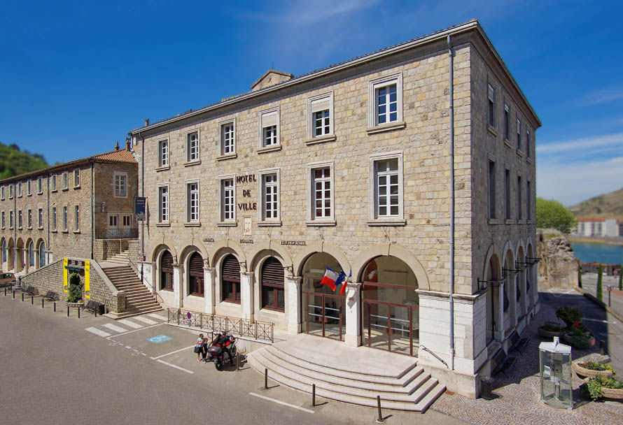 Tournon-sur-Rhône (commune de Halte Nautique Marcel Guinand)