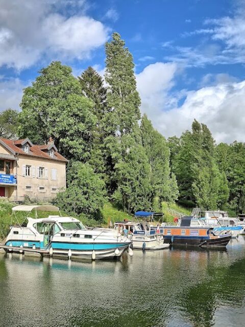 Capitainerie du Port de Plaisance, photo Google (Jean-Guy SIMONET)