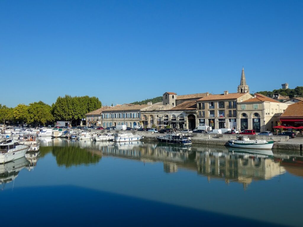 Port de Plaisance Beaucaire, photo Google (D D)
