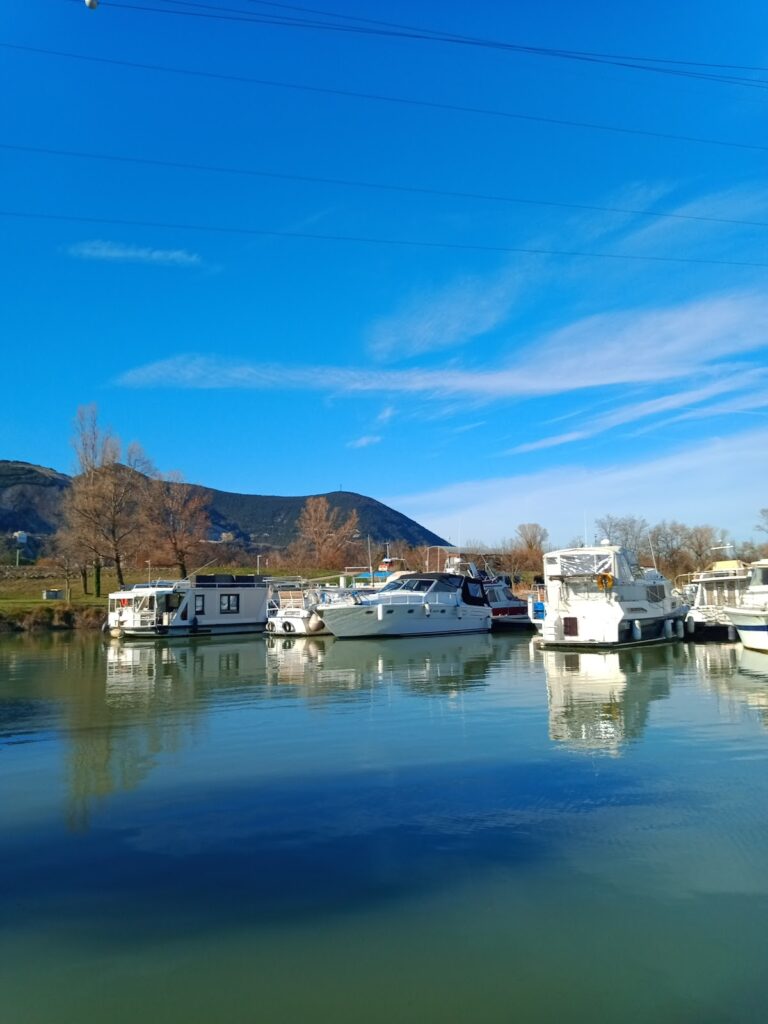 Port de plaisance de Cruas, photo Google (Raymond Cuissard)