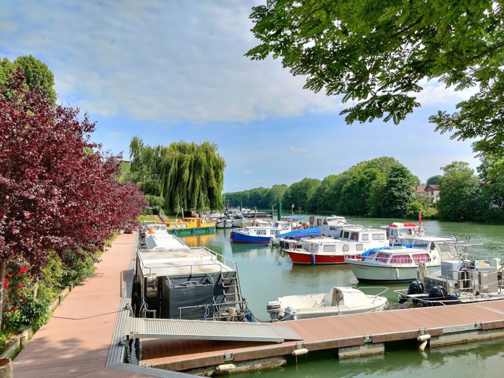 Port de Plaisance de Joinville-le-Pont, photo Google (Jose Rodrigues)