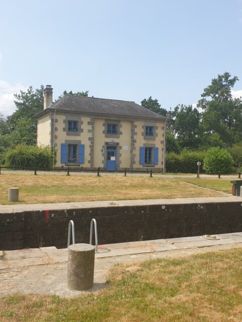 Halte fluviale de Montreuil-sur-Ille (Lengager) : la halte fluviale de Montreuil-sur-Ille