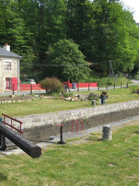 Halte fluviale de Saint-Germain-sur-Ille : une ecluse a Saint-Germain-sur-Ille