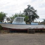 Port Berges de l'Hérault : Bateau abandonné - Grau d’Agde, 2015
