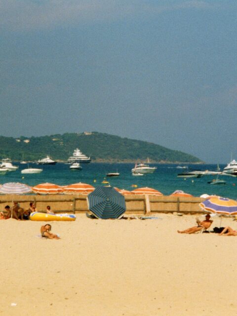 Mouillage Pampelonne : Pampelonne vu par un photographe sur Wikimedia Commons